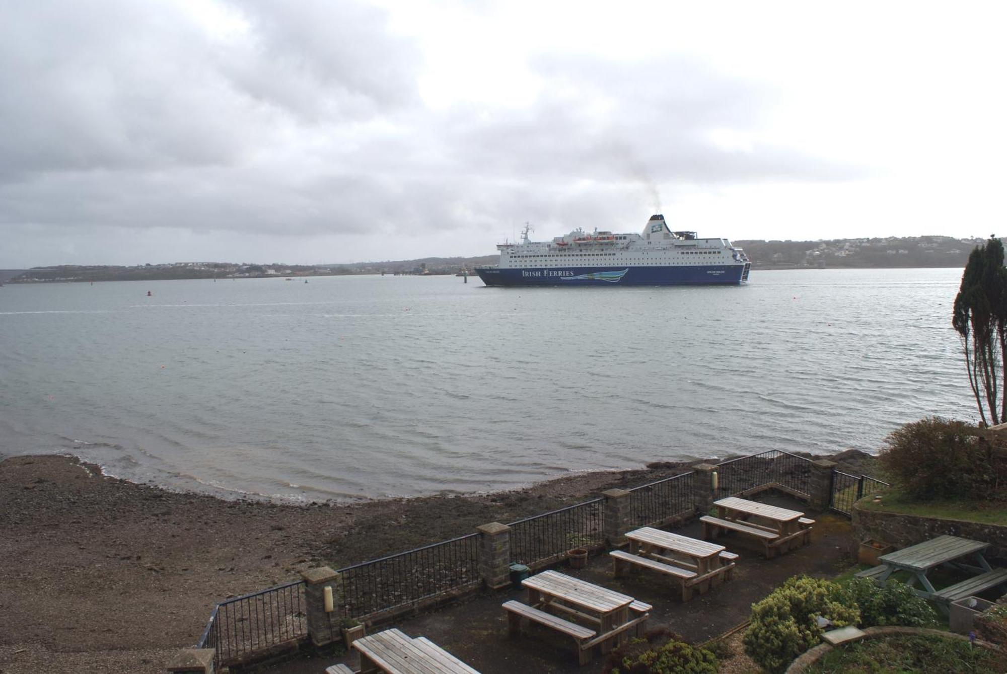 Ferry House Inn Milford Haven Kültér fotó